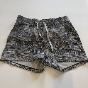 Lululemon On the Fly Shorts